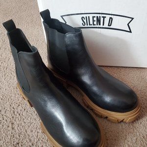 Silent D Cress Boot in Black